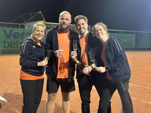 25 nj team maartje.jpeg