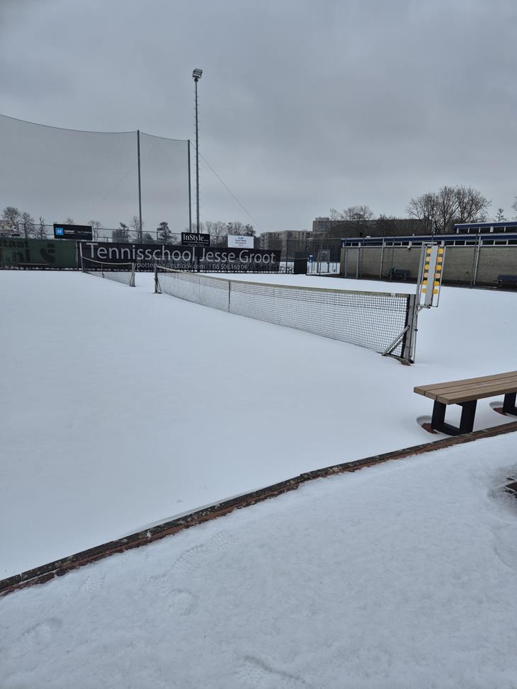 baan 1 en 2 met sneeuw.jpeg