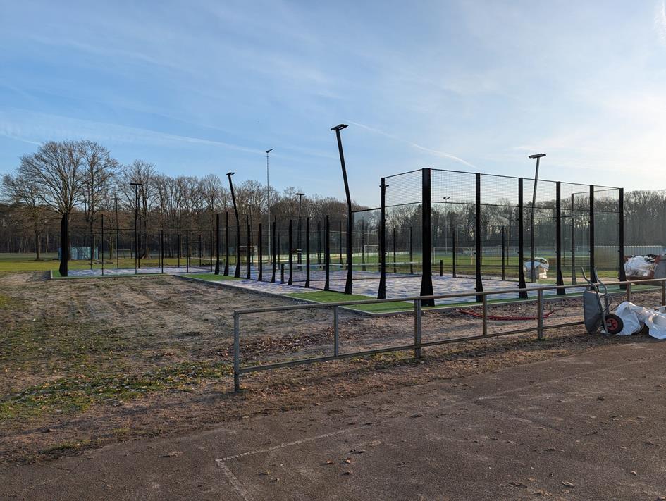 Padelbaan3en4.jpeg