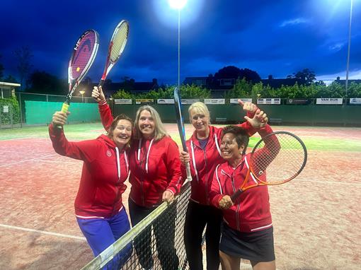 kampioen RCD dames dubbel 2.jpg