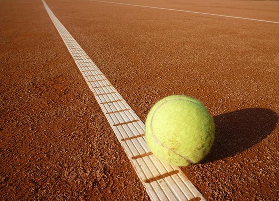 Tennisbal 2.jpg