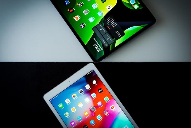 2 ipads.jpg