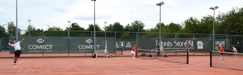 Keltenwoud-Nieuwsflits-2025-#18-1b-CK-tennis-foto-NicodeGouw.JPG