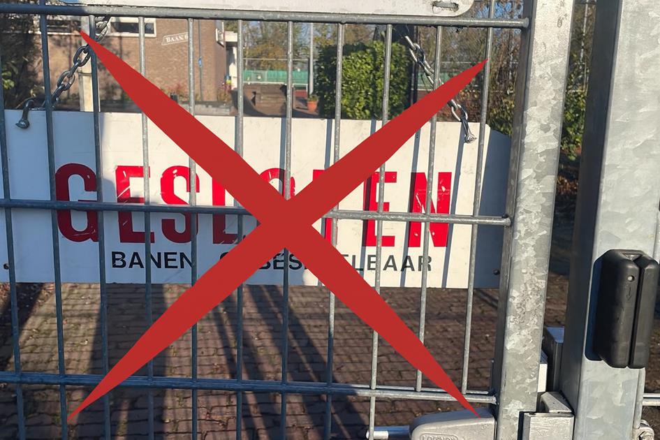 gesloten met kruis.png