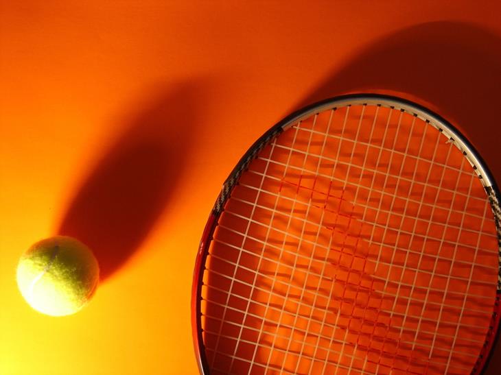 ball-and-racket-1-1553294-1280x960.jpg