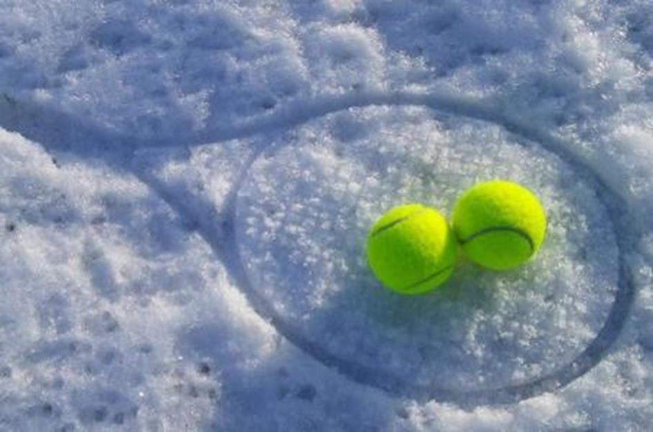 tennis bild winter.jpg