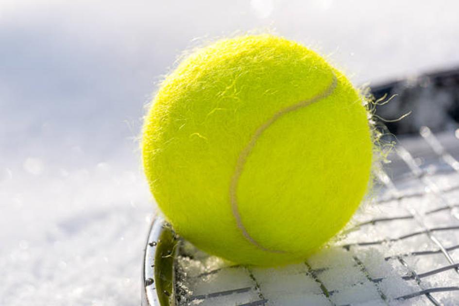 sneeuw tennis.jpg
