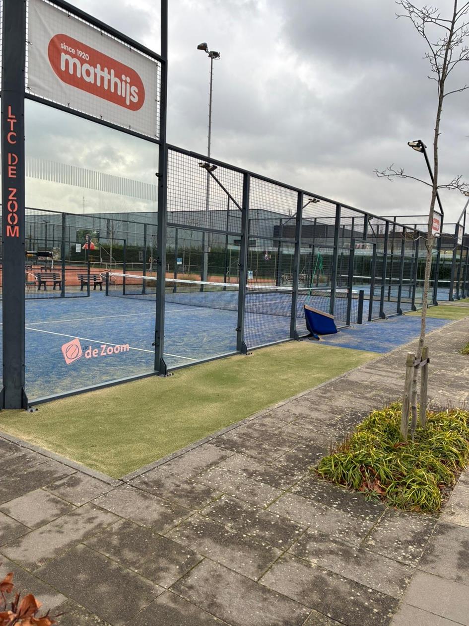 Padelbaan.JPG