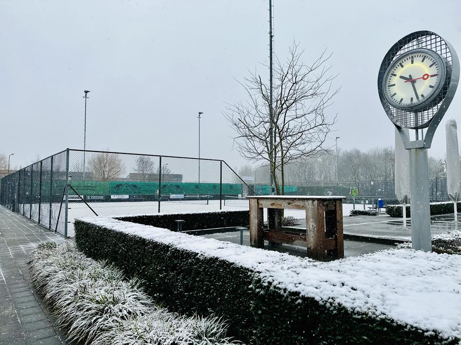 Banen in de sneeuw (1).jpeg