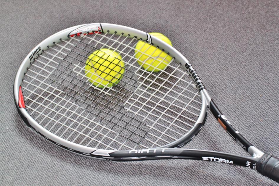 tennis-453505_1280.jpg