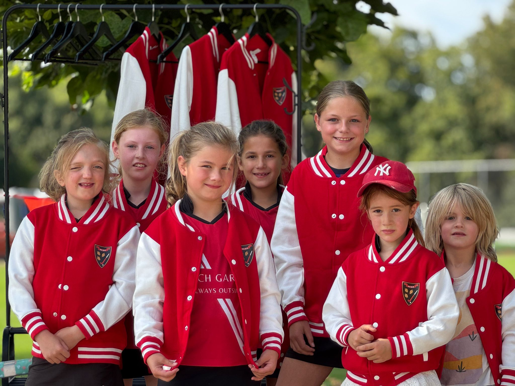 Nieuw!  Onze eigen clubjas