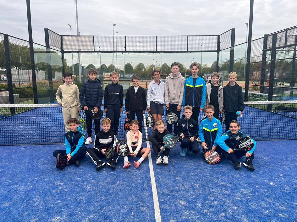 Vriend(inn)en Padeltoernooi 19 oktober 2025.jpg