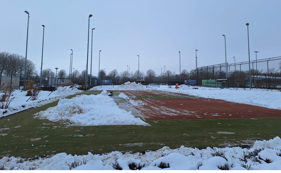 Begin gemaakt aanleg padelbanen.jpg