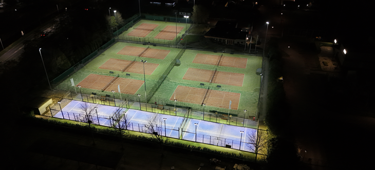 Banen donker leeg.png