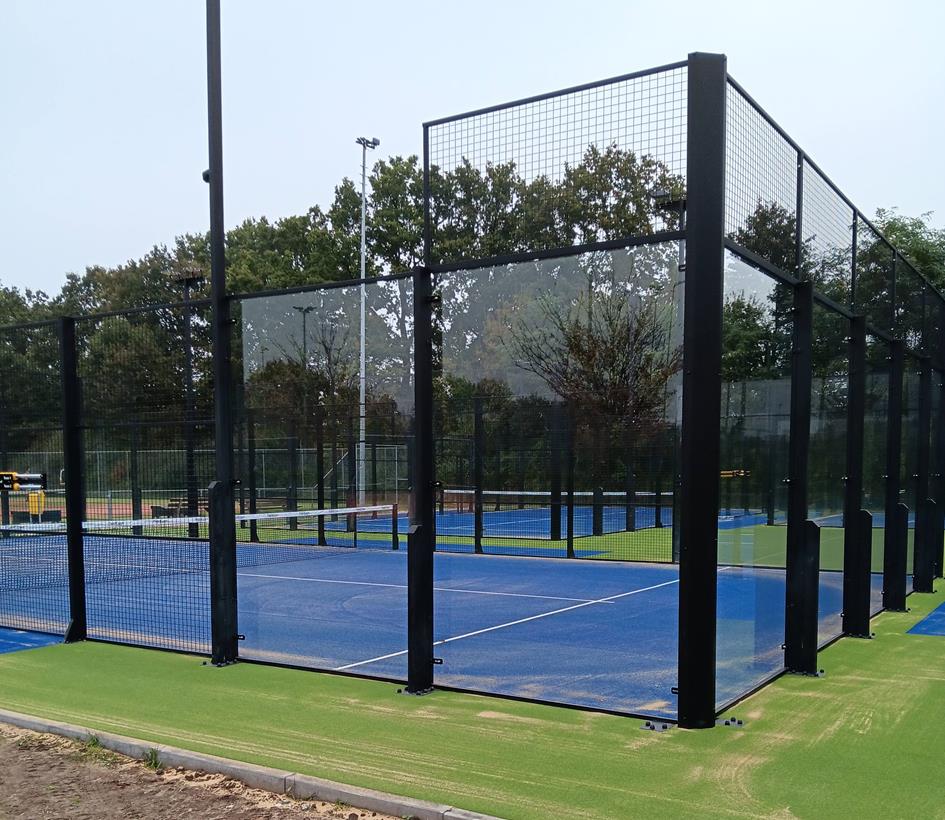 Padelbaan Helze.jpg