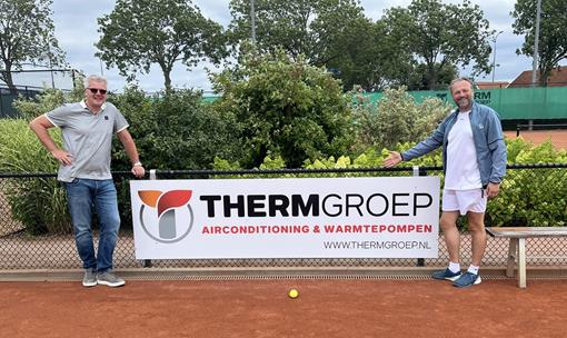 sponsorbord Thermgroep.JPEG
