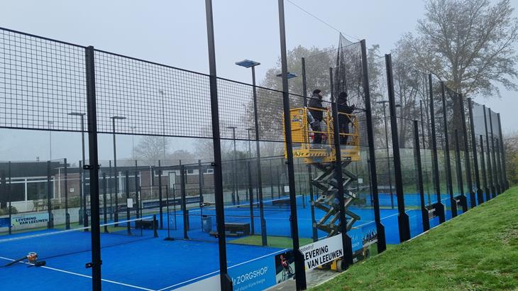 Padelnet montage.jpg