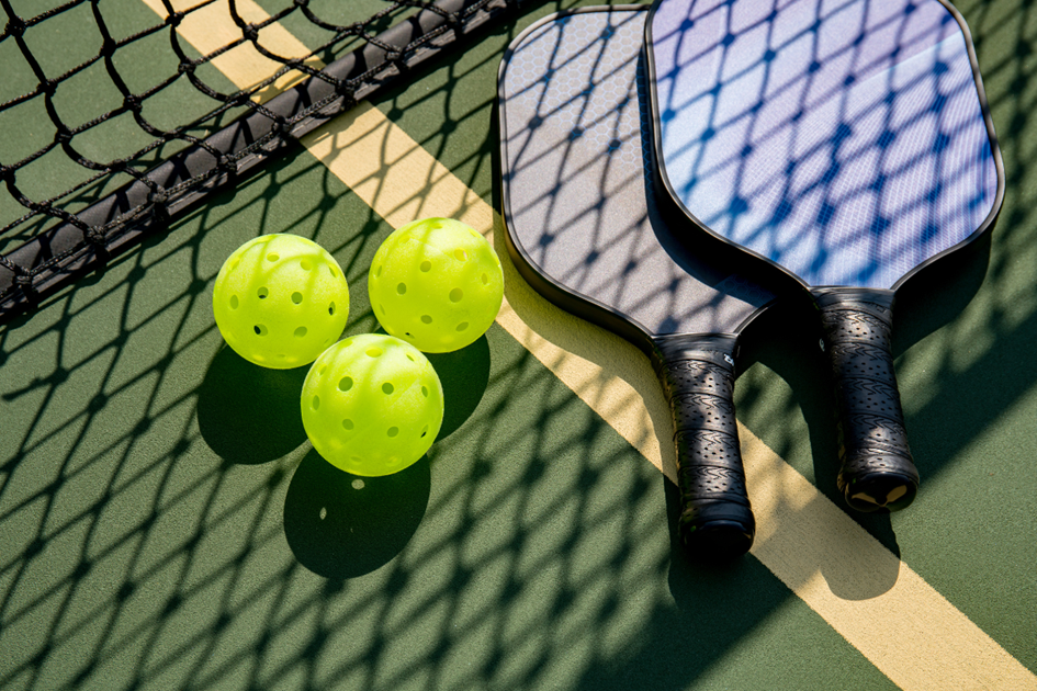 6612f97cff3fd2e80bcb5b1c_What is Pickleball.png