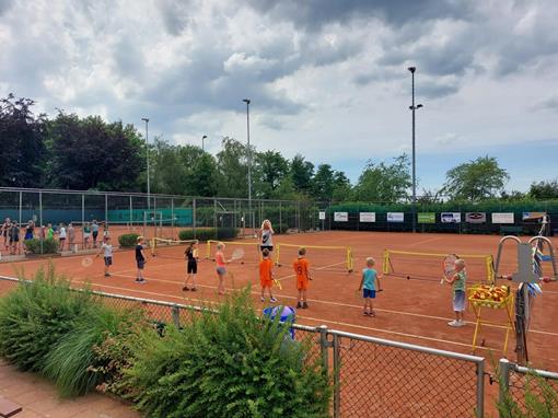 Tenniskids trainingfoto.jpg