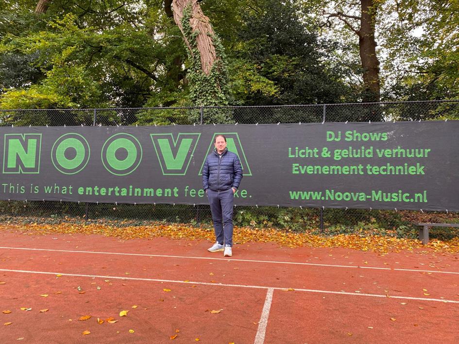 Noova - entertainment.jpeg