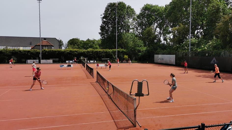 tennis-padel-uitwijk-pink-lady-toernooi.jpg