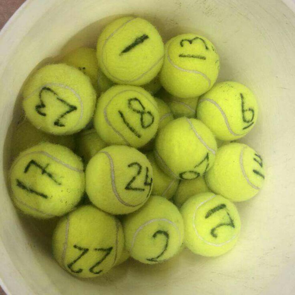 bingo tennisballen.jpg